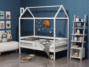 Детская кровать-домик из массива березы Соня-6 (800*1600) Белый/Лак в Сургуте - surgut.ok-mebel.com | фото
