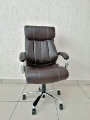 Кресло Barneo K-303 для руководителя (коричневая экокожа) в Сургуте - surgut.ok-mebel.com | фото 1