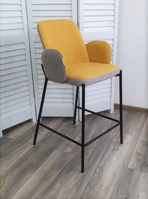 Полубарный стул NYX (H=65cm) VF106 желтый / VF120 серый М-City в Сургуте - surgut.ok-mebel.com | фото